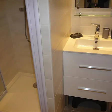 Apartment Bel 2 Pieces Avec Climatisation A Port Camargue, Pour 4 Personnes - Fr-1-731-129 Le Grau-du-Roi